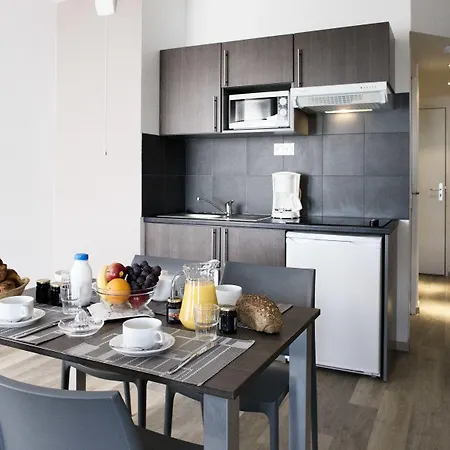 Lägenhetshotell Sowell Residences Pierre Blanche 4*