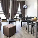 公寓式酒店 Sowell Residences Pierre Blanche 4*