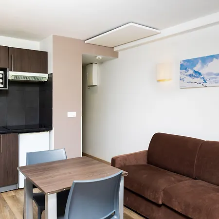 Sowell Residences Pierre Blanche 4* Сен-Мартен-де-Бельвиль